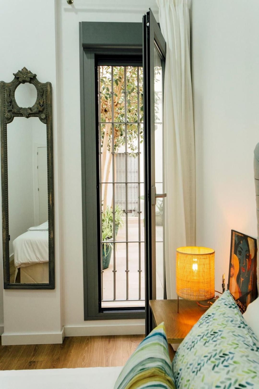Ferienwohnung Modern With Seasonal Swimming Pool- 1Bd 1Bth- Goyeneta Sevilla Exterior foto