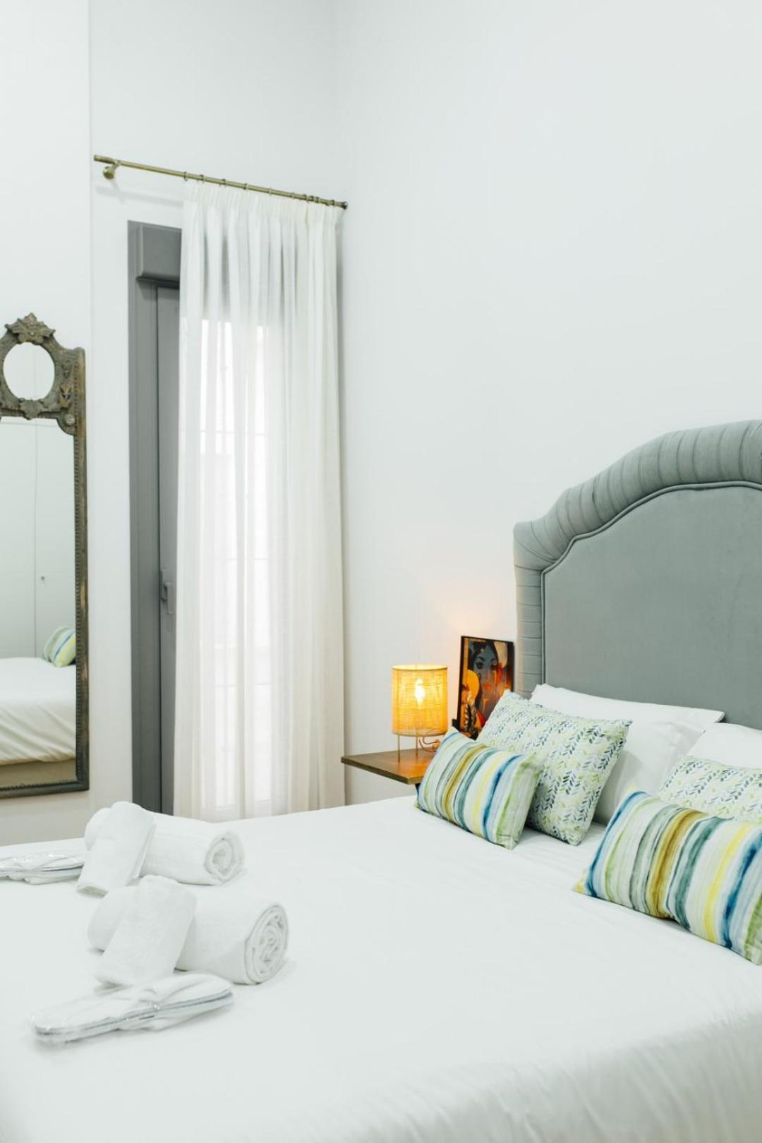 Ferienwohnung Modern With Seasonal Swimming Pool- 1Bd 1Bth- Goyeneta Sevilla Exterior foto